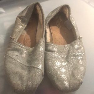 Toms Silver and Gray Flats Size 11